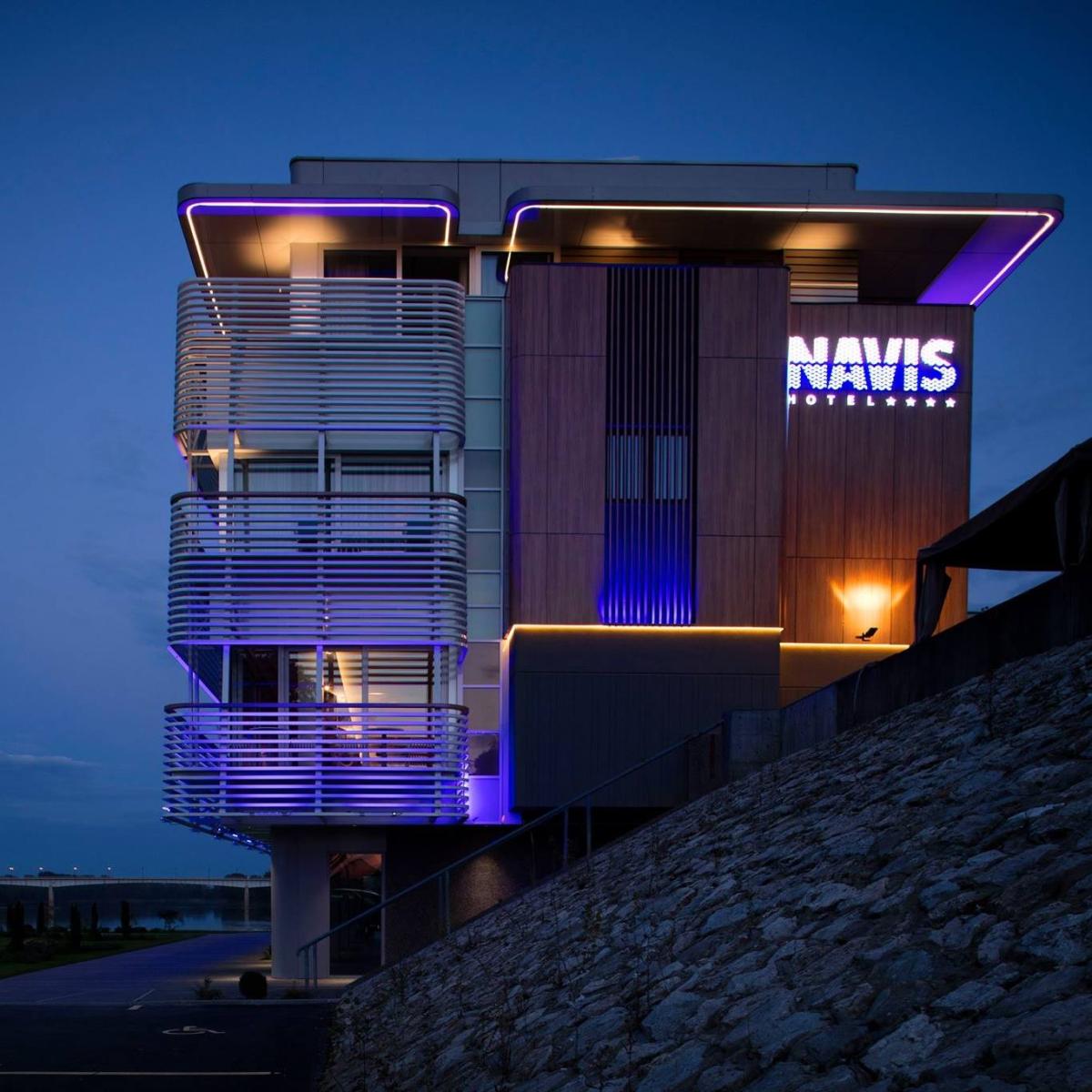 Hotel Navis Logo