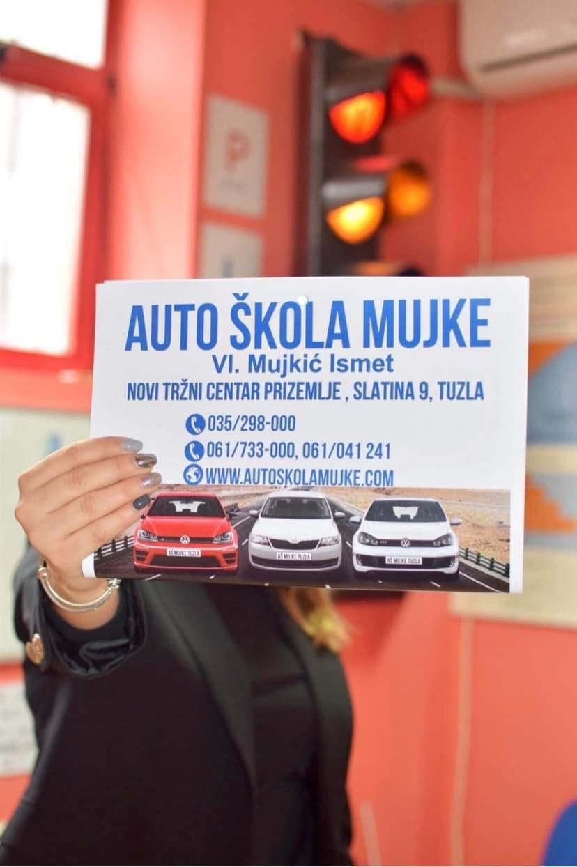 Auto škola Mujke Logo