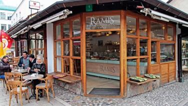 Slastičarna Ramis Logo