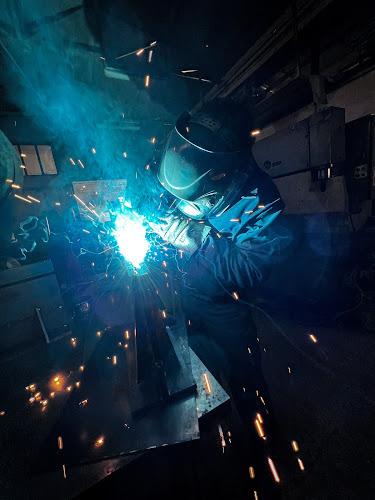Metal-M - obrada metala i izrada metalne galanterije Logo